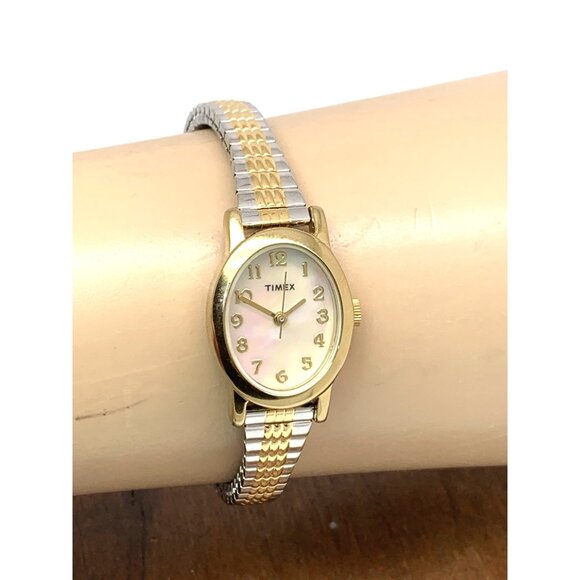 Timex Women's Watch TW2W70000 Quartz Mother of Pearl Two Tone Steel 18mm - Picture 11 of 14